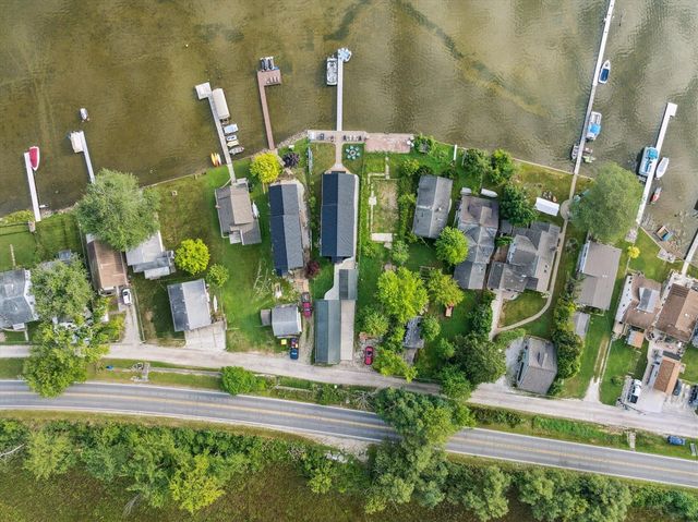 9098 Dexter-Pinckney Road, Pinckney, MI 48169