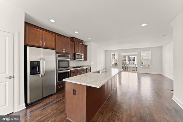 6002 CAMERONS FERRY DR, Haymarket, VA 20169