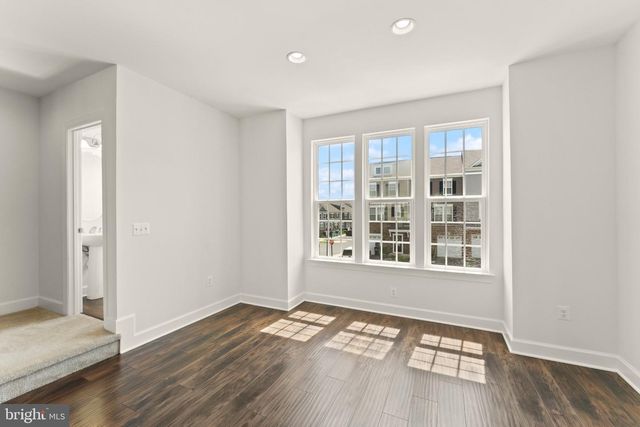 6002 CAMERONS FERRY DR, Haymarket, VA 20169
