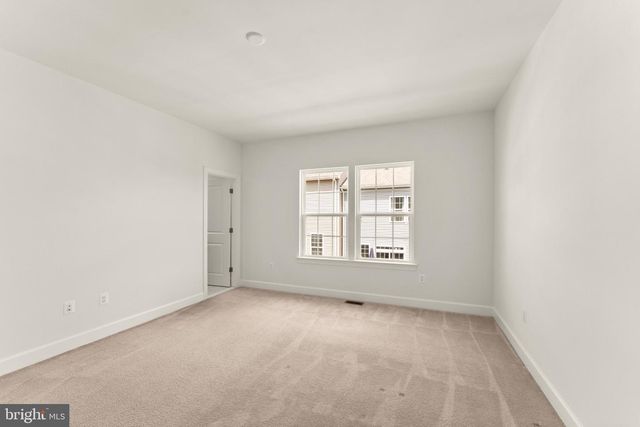 6002 CAMERONS FERRY DR, Haymarket, VA 20169
