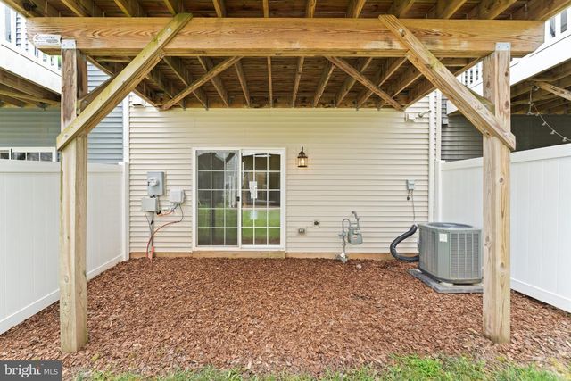 6002 CAMERONS FERRY DR, Haymarket, VA 20169