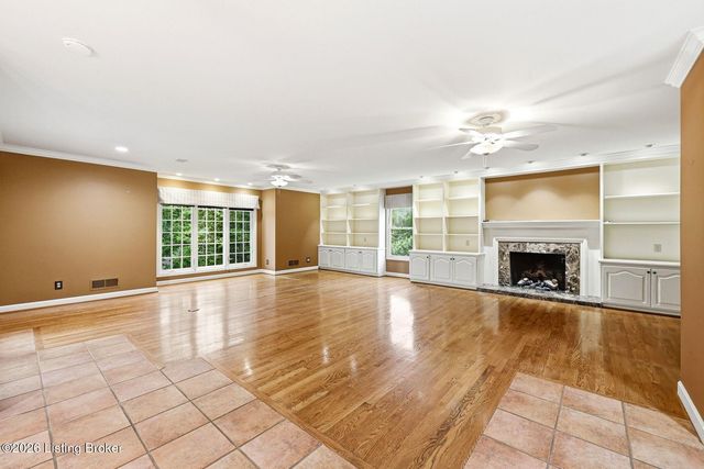 710 Daneshall Dr, Louisville, KY 40206