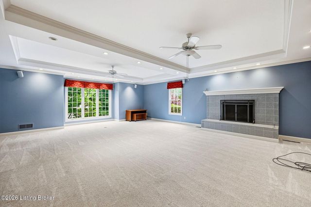 710 Daneshall Dr, Louisville, KY 40206