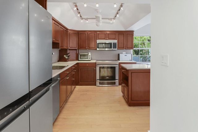 7369 Orangewood Lane 108, Boca Raton, FL 33433