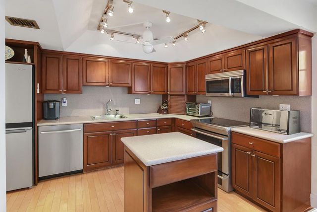 7369 Orangewood Lane 108, Boca Raton, FL 33433