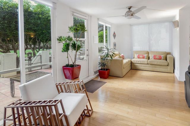 7369 Orangewood Lane 108, Boca Raton, FL 33433