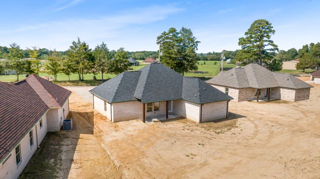 215 County Road 4323, Pittsburg, TX 75686