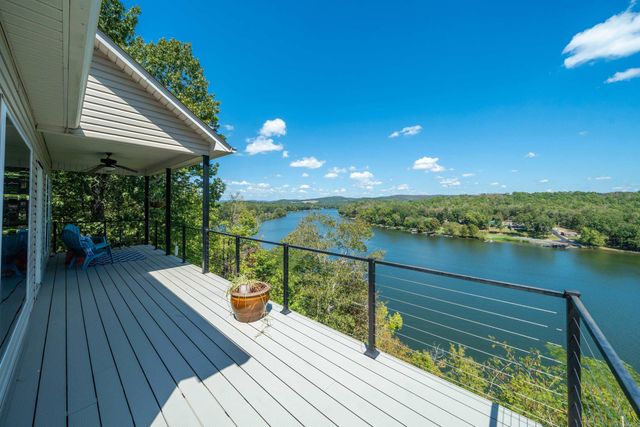 104 Waterfront Court, Hot Springs, AR 71913