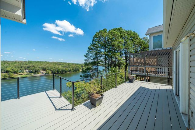 104 Waterfront Court, Hot Springs, AR 71913