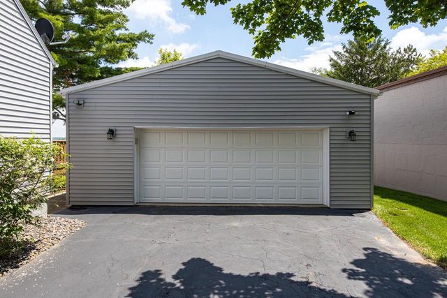 N4216 COUNTY ROAD E, Freedom, WI 54130