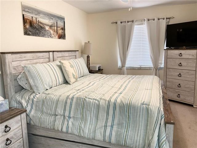 7380 Saint Ives WAY # 1204, Naples, FL 34104