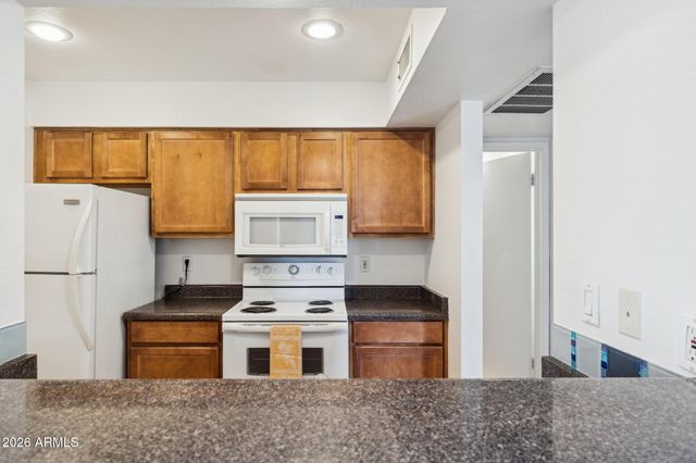 5135 N 10TH Street 18, Phoenix, AZ 85014