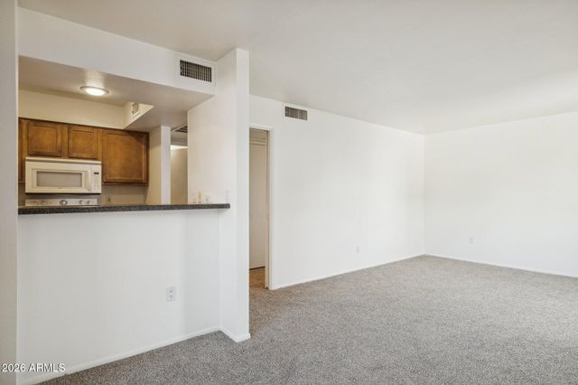 5135 N 10TH Street 18, Phoenix, AZ 85014