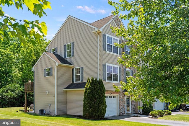 115 WESTPOINT DRIVE, Carlisle, PA 17013