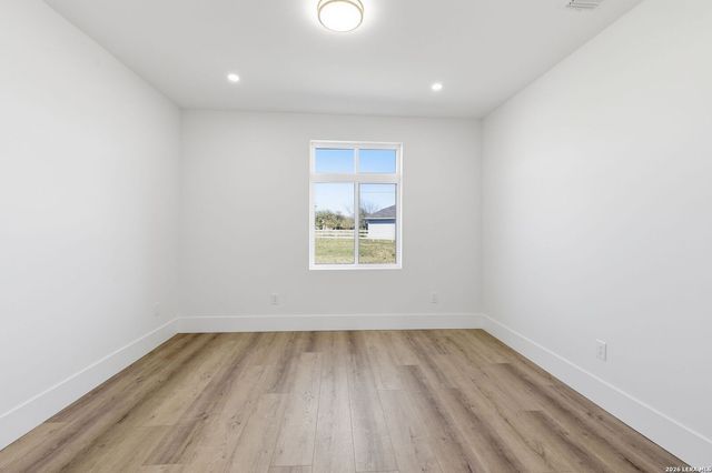 340 Spring Creek, Bandera, TX 78003