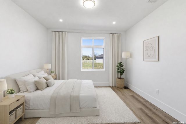 340 Spring Creek, Bandera, TX 78003