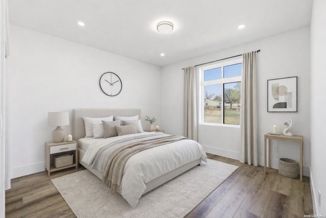 340 Spring Creek, Bandera, TX 78003