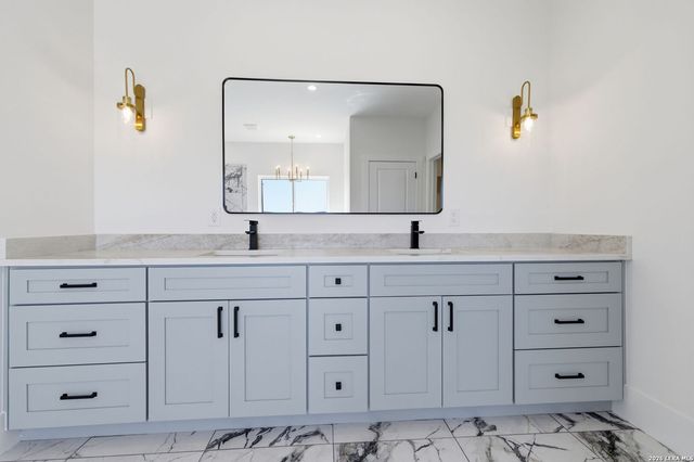 340 Spring Creek, Bandera, TX 78003