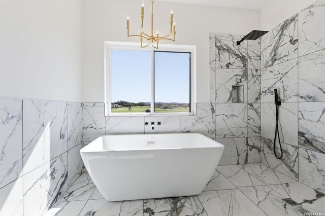 340 Spring Creek, Bandera, TX 78003