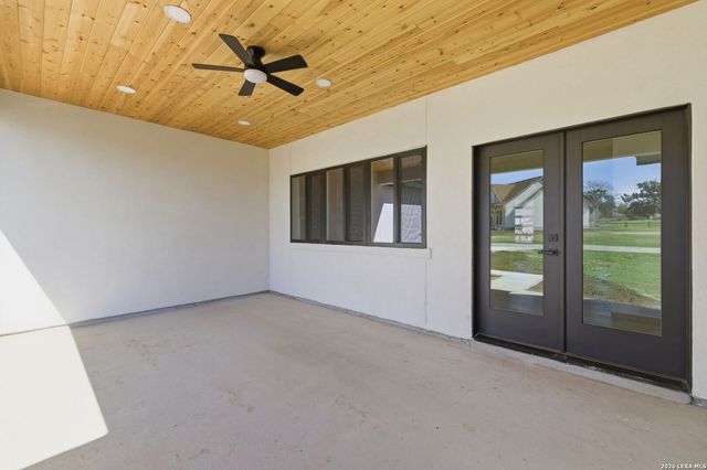 340 Spring Creek, Bandera, TX 78003