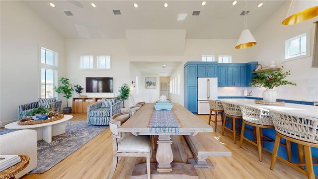 529 Sunrise Ave, Port Aransas, TX 78373
