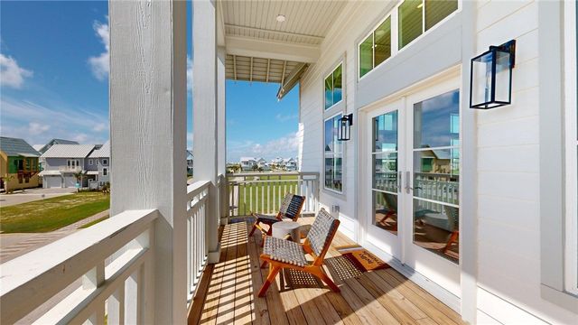 529 Sunrise Ave, Port Aransas, TX 78373