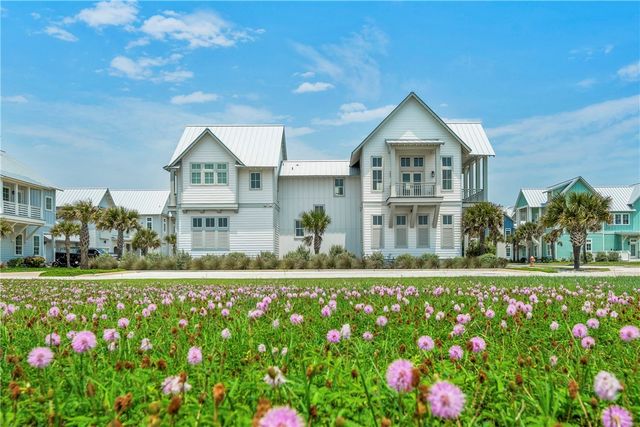 529 Sunrise Ave, Port Aransas, TX 78373