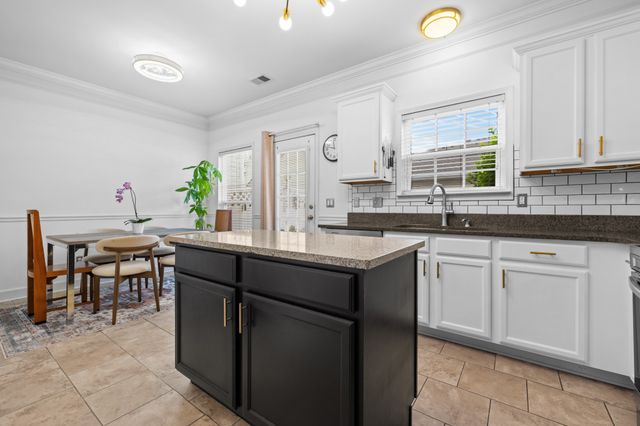 7834 Heaton Way, Nashville, TN 37211