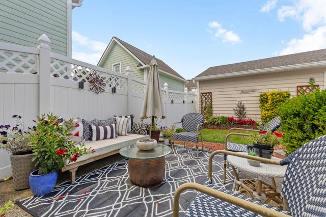 7834 Heaton Way, Nashville, TN 37211