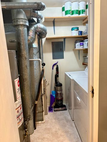 5806A Wolf Road 4, Western Springs, IL 60558