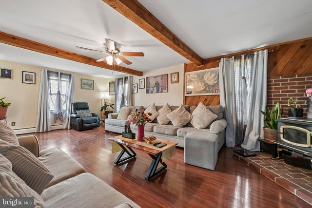 101 MOODS RD, Mullica Hill, NJ 08062