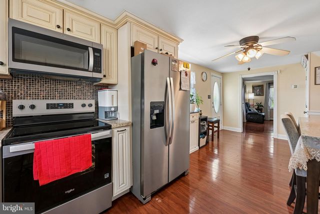 101 MOODS RD, Mullica Hill, NJ 08062
