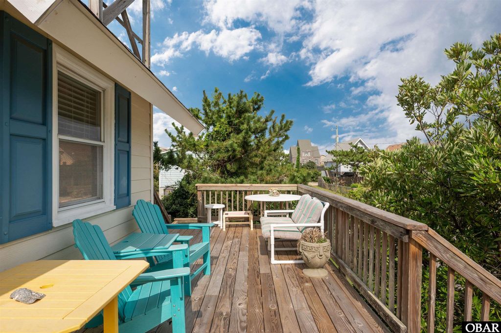 Image 4 of property listing at 8439 S Old Oregon Inlet Road, Nags Head, NC 27959