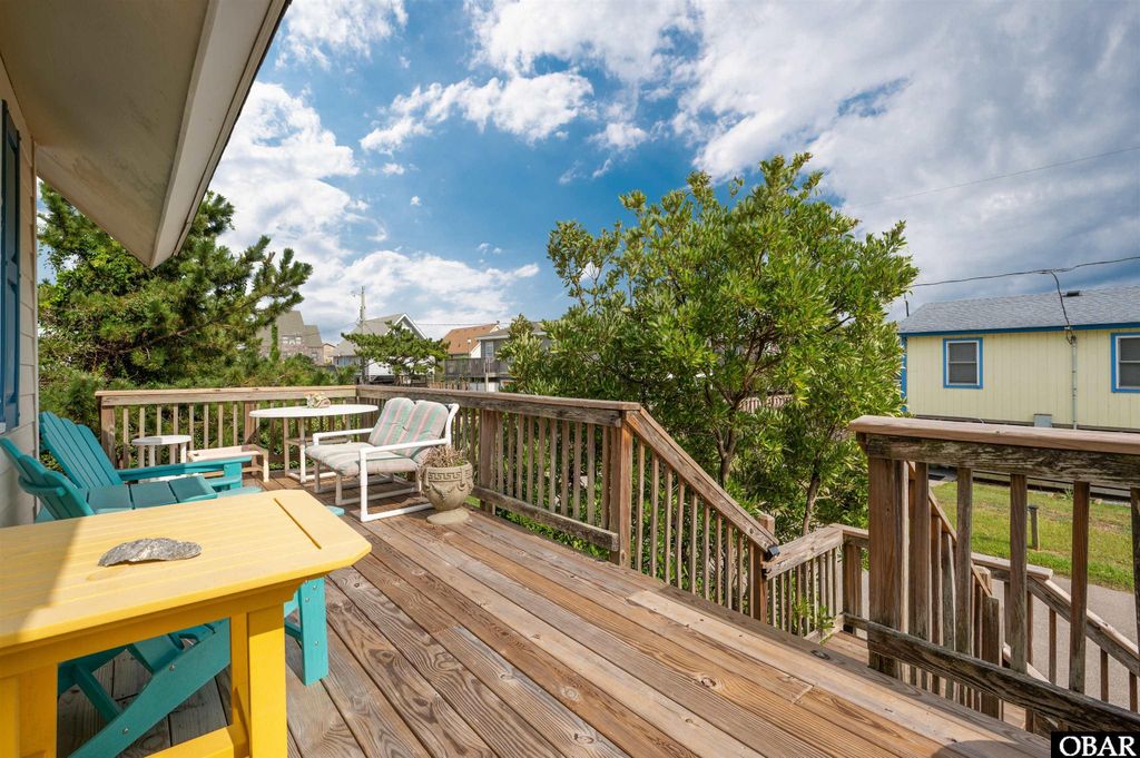 Image 5 of property listing at 8439 S Old Oregon Inlet Road, Nags Head, NC 27959