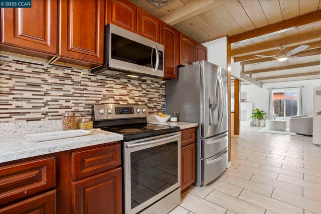 1148 Marlesta Rd, Pinole, CA 94564