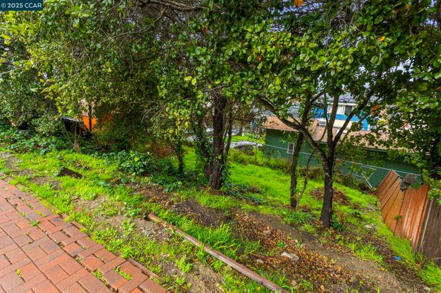 1148 Marlesta Rd, Pinole, CA 94564