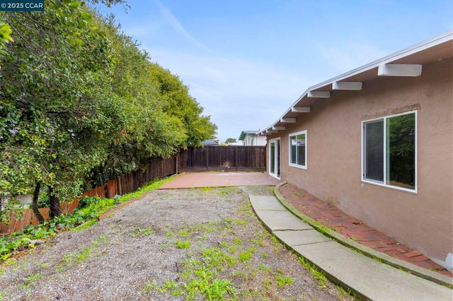 1148 Marlesta Rd, Pinole, CA 94564