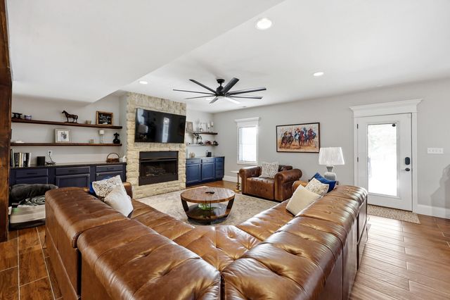 807 Muirfield Trail, Richmond, KY 40475