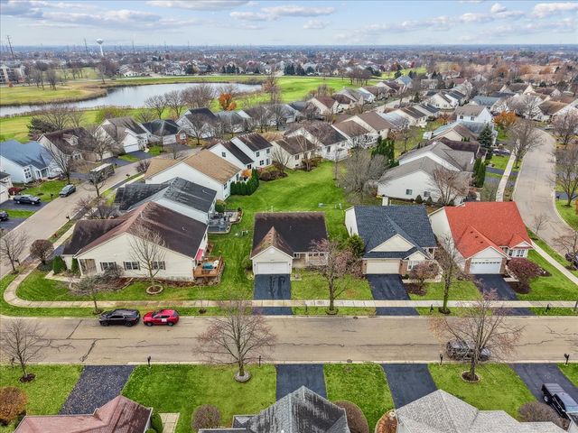 21327 W Redwood Drive, Plainfield, IL 60544