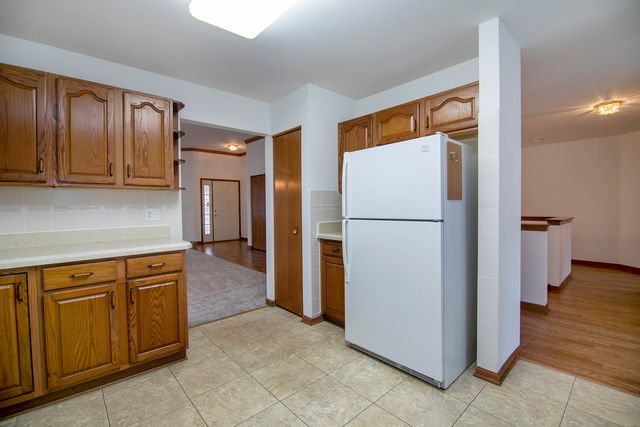 21327 W Redwood Drive, Plainfield, IL 60544