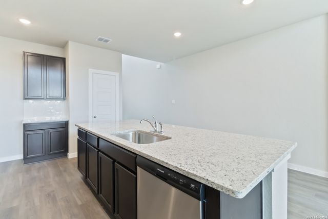 144 JESSICA KNL, San Antonio, TX 78253