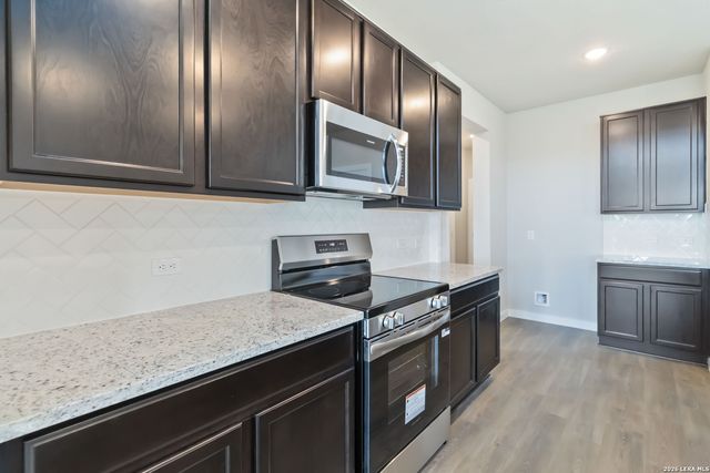 144 JESSICA KNL, San Antonio, TX 78253