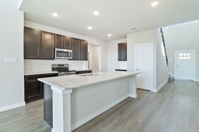 144 JESSICA KNL, San Antonio, TX 78253