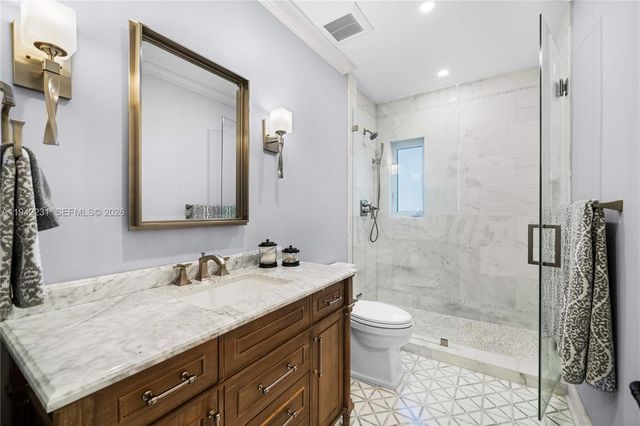 3916 Granada Blvd, Coral Gables, FL 33134