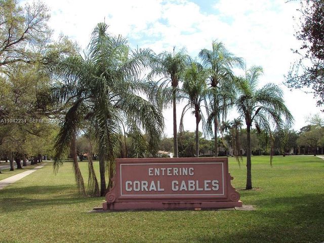 3916 Granada Blvd, Coral Gables, FL 33134