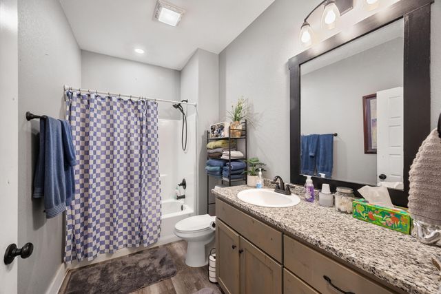 1704 Susan Place, Neosho, MO 64850