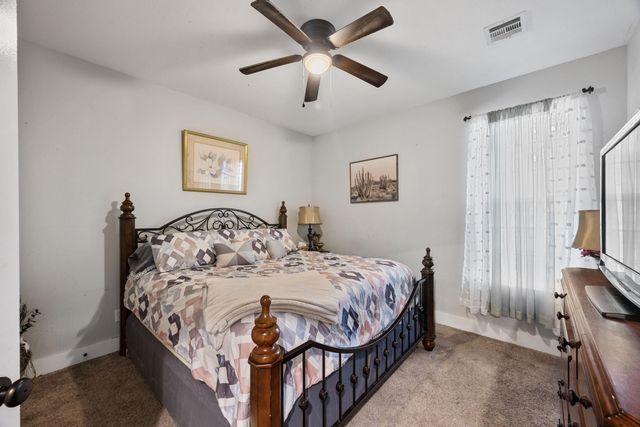 1704 Susan Place, Neosho, MO 64850