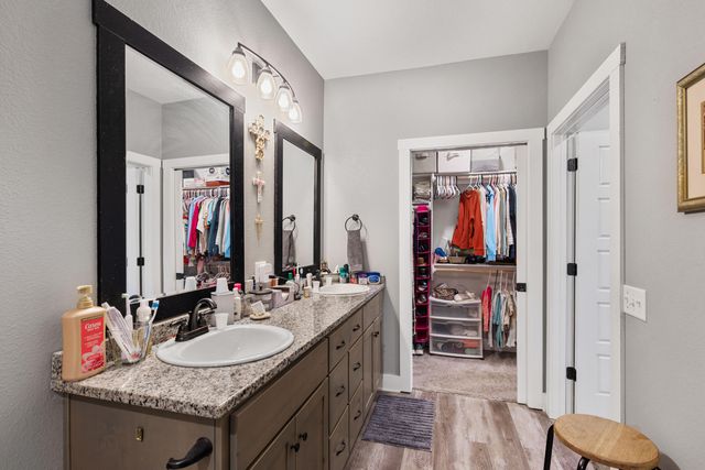 1704 Susan Place, Neosho, MO 64850