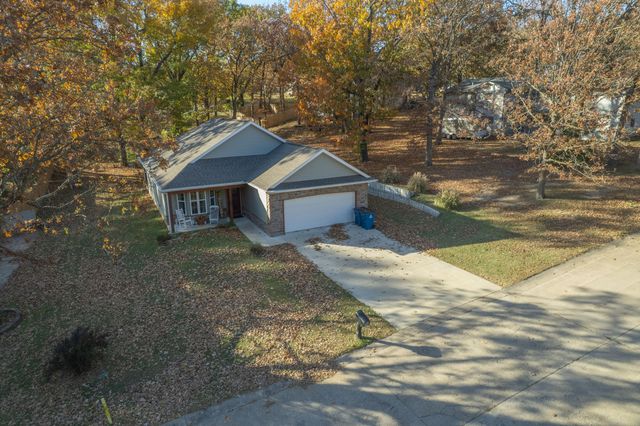 1704 Susan Place, Neosho, MO 64850