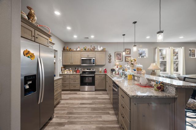 1704 Susan Place, Neosho, MO 64850